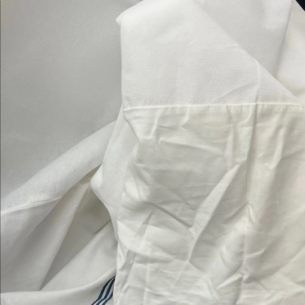 Liz Claiborne White/ Navy blue stripes bedding drop 78by 80 KS